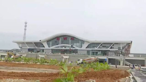 阳西站高铁灯箱广告