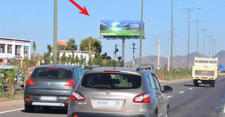 摩洛哥户外广告